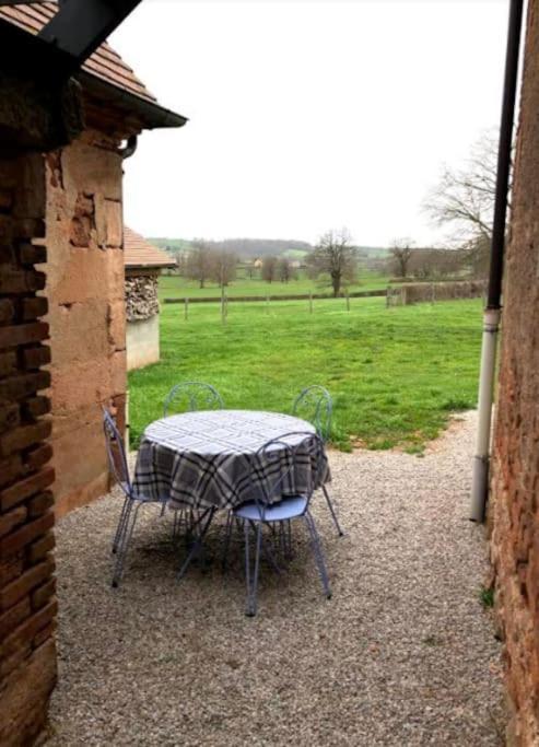 Gite Du Four A Pain Couzon Exterior foto